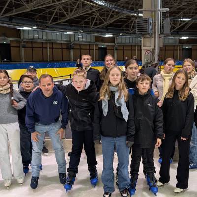 PXL_20251105_184455149.MP~2